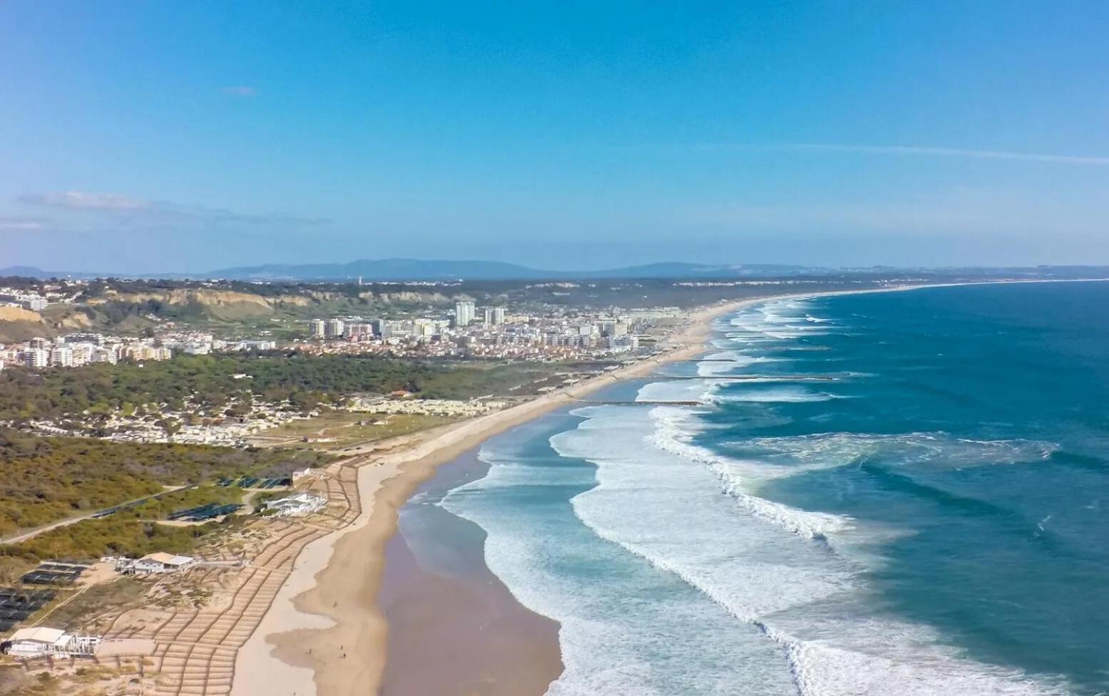Apartamento Capitao Ribeiro Surf House Costa da Caparica Exterior foto